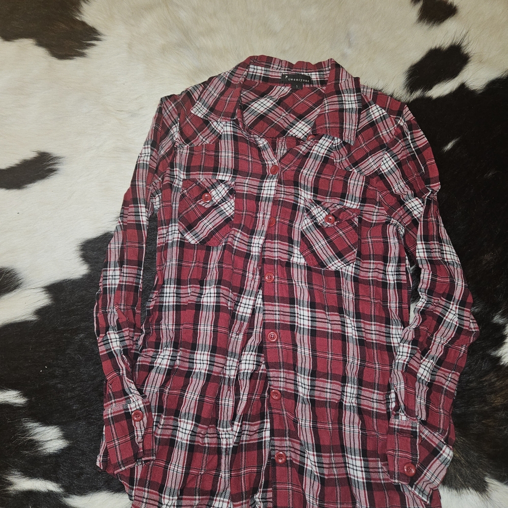 21 Womens Red Plaid Button Down Shirt